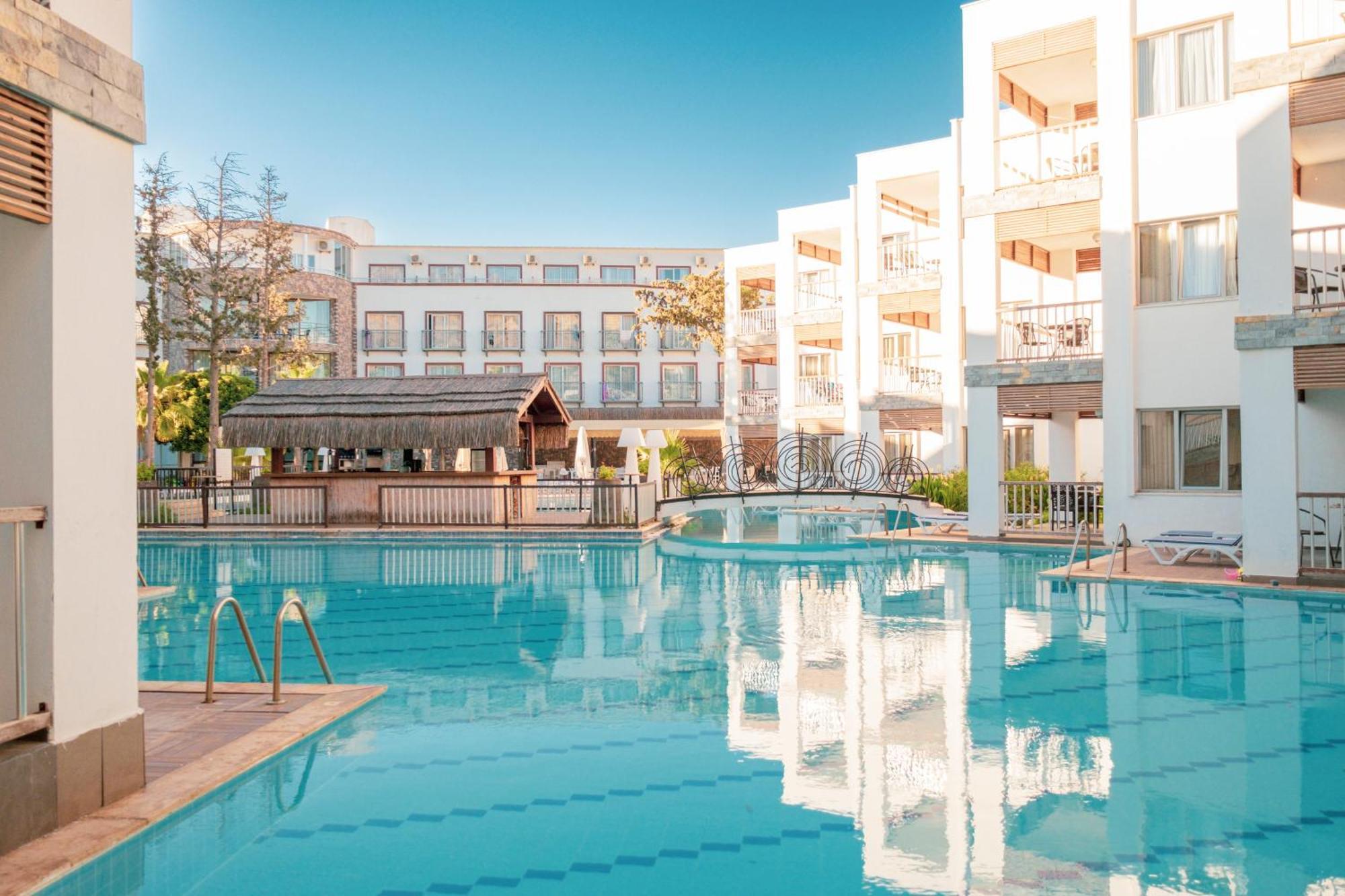 Ladonia Hotels Mio Bianco Akyarlar Exterior foto